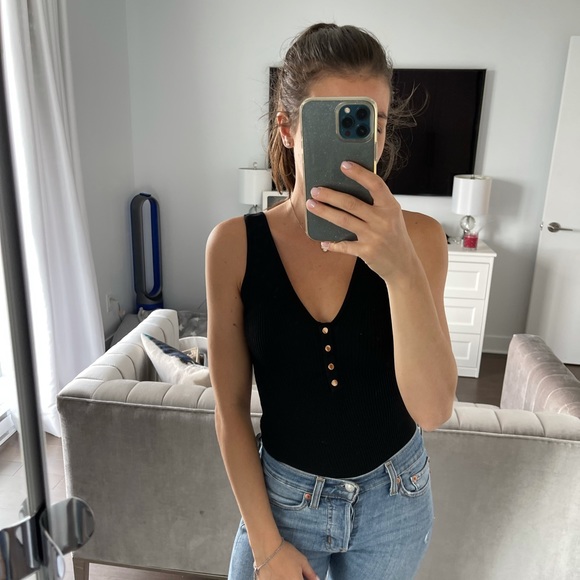 Black ribbed bodysuit. - Picture 3 of 4